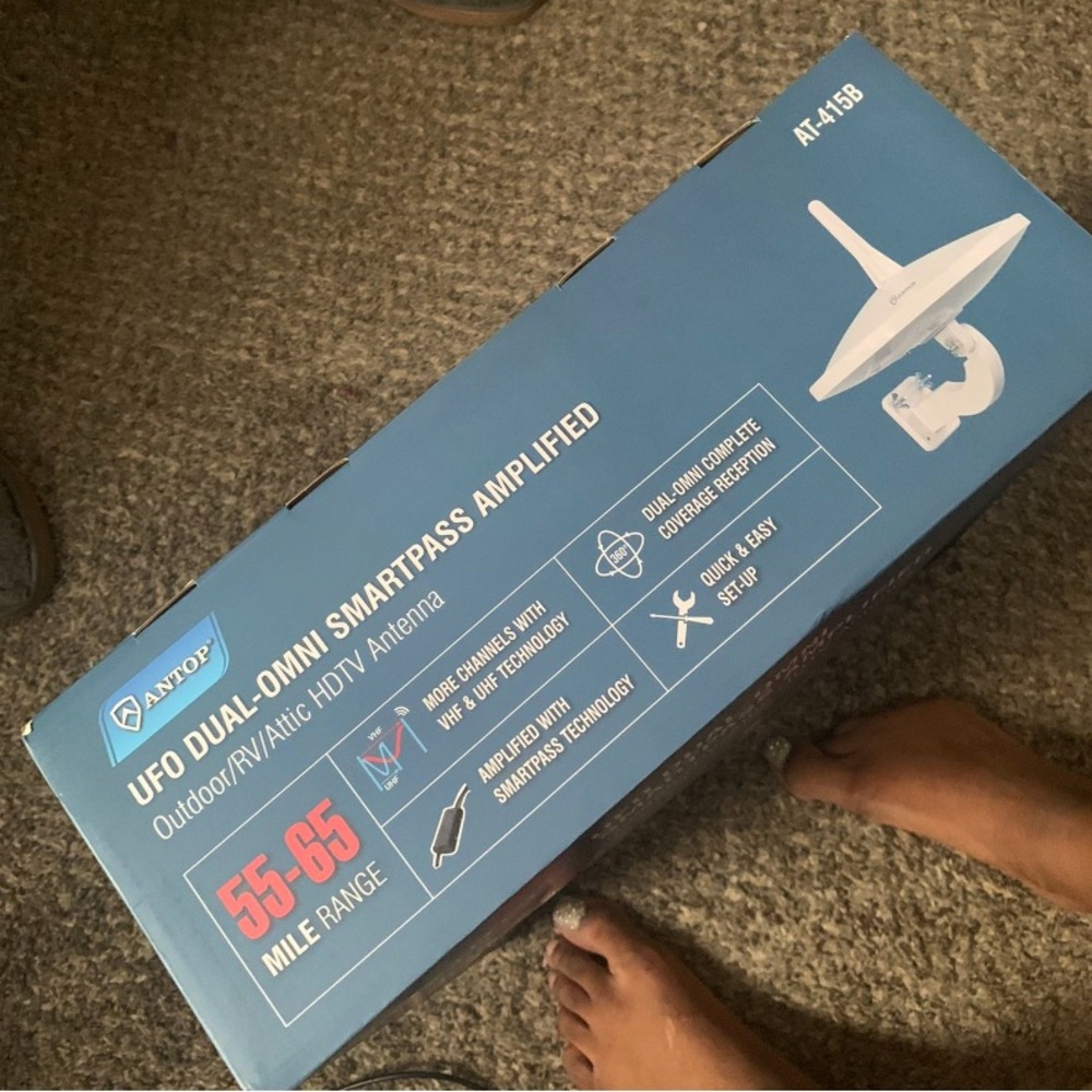 Amplified tv antenna